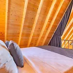 2 Bedroom Secluded With Private Pool Hot Tub فتحية