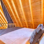 2 Bedroom Secluded With Private Pool Hot Tub فتحية