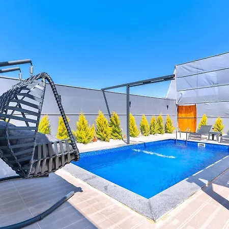 2 Bedroom Secluded With Private Pool Hot Tub Villa